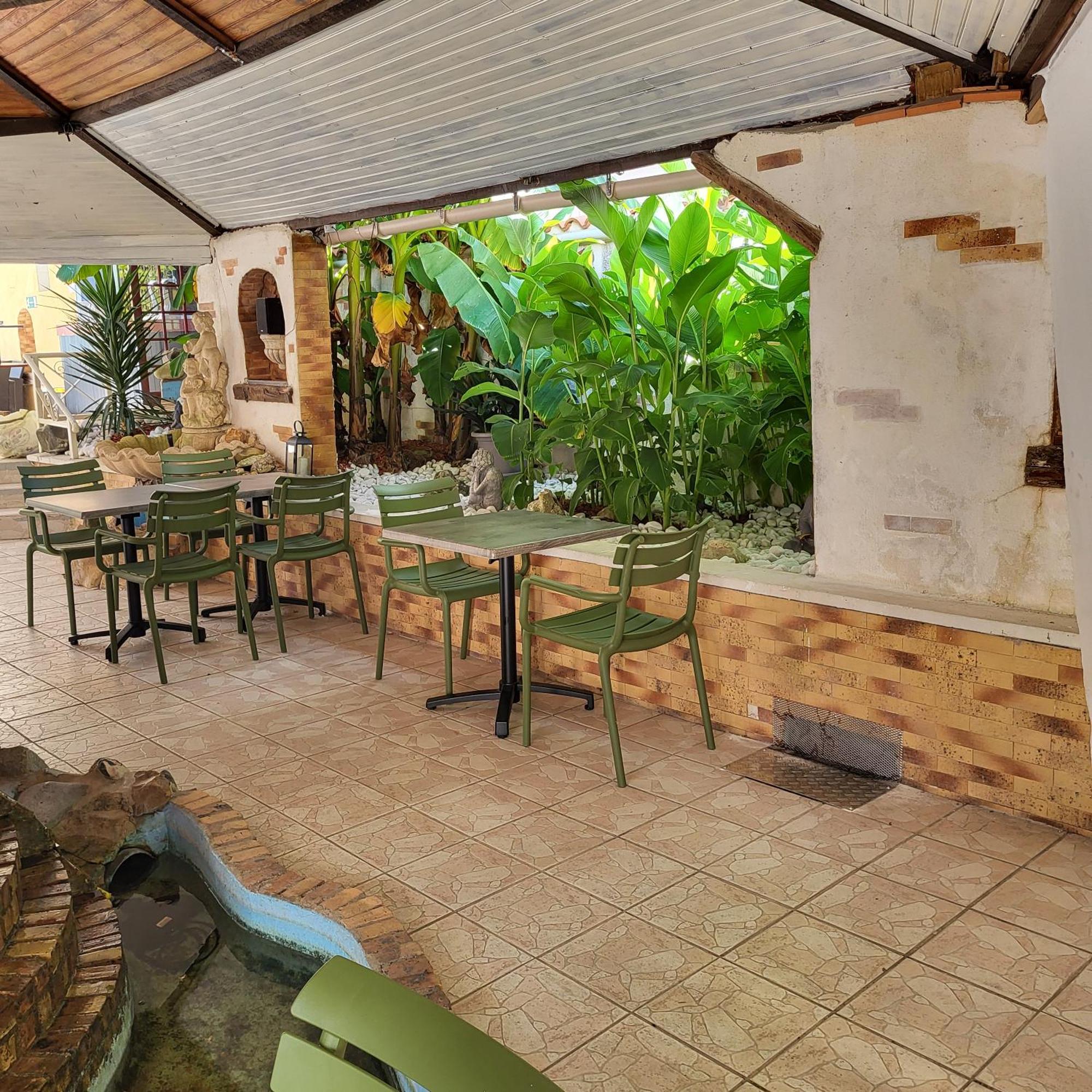 Le Relax Hotell Boulazac Isle Manoire Exteriör bild
